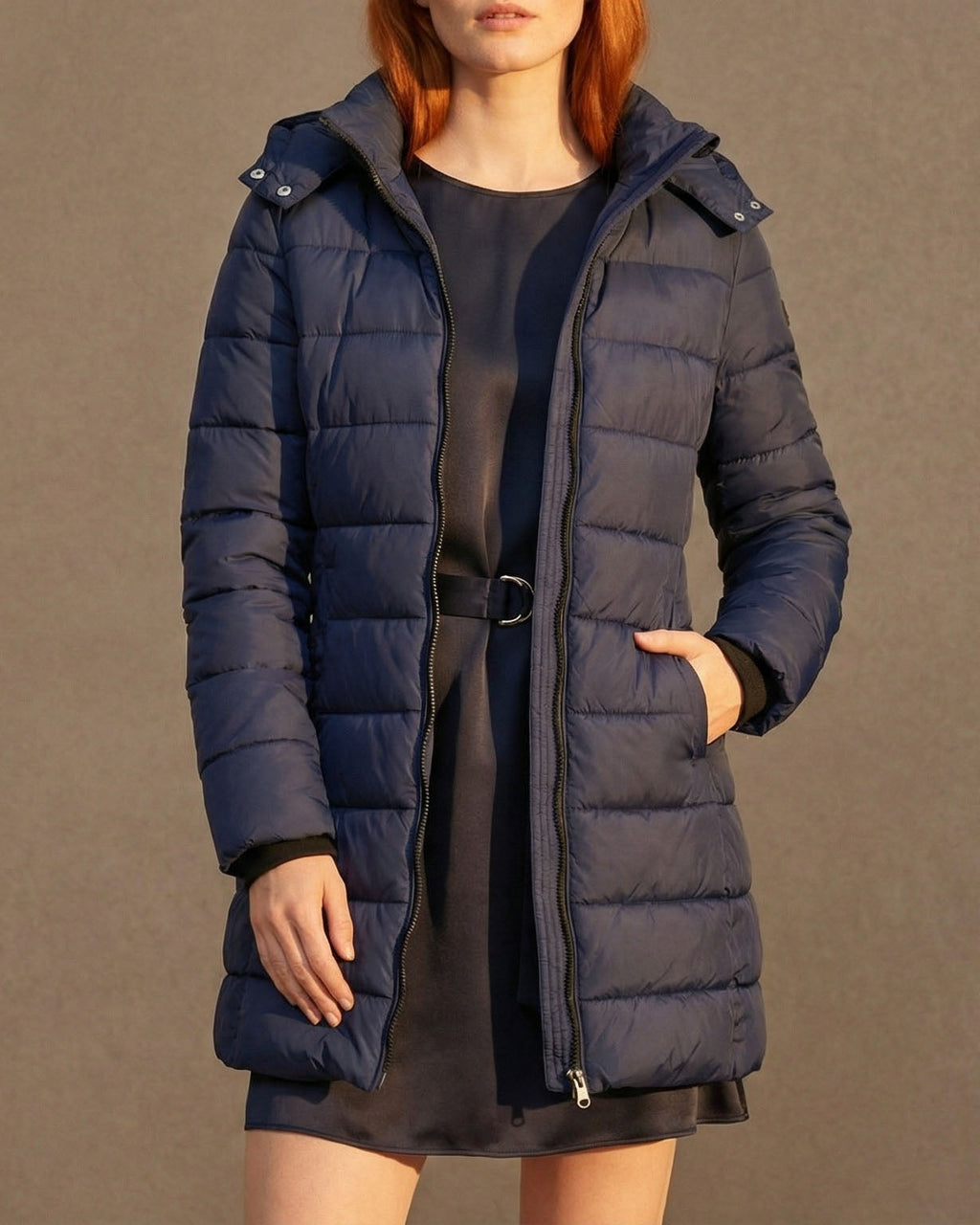 Jachetă Puffer pentru Femei cu Glugă și Croială Elegantă - 10 - Modariox
