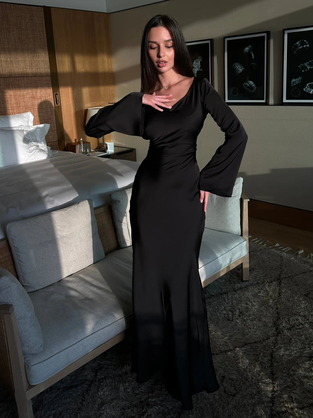 Rochie Maxi de Damă cu Mâneci Flare și Croială Fluidă | M&R - 11 - Modariox