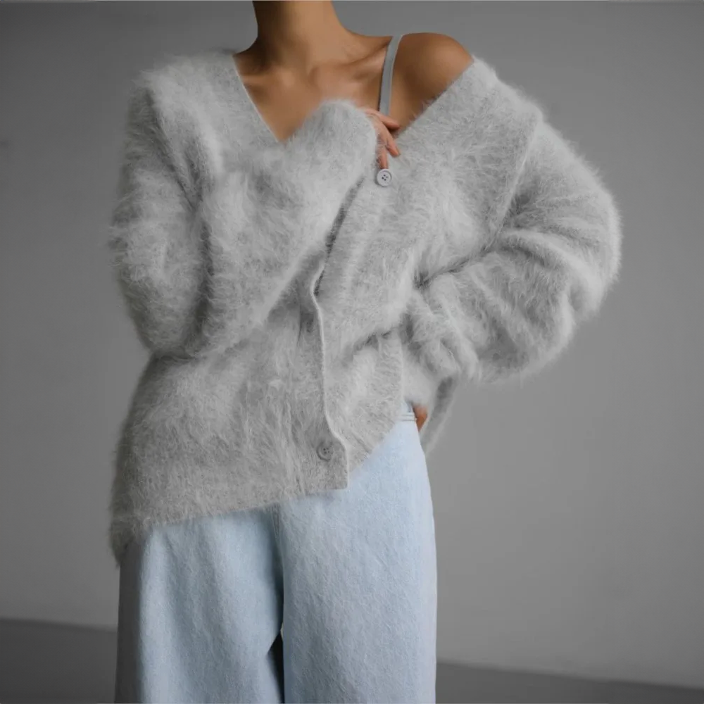 Cardigan din material pufos cu decolteu în V și mânici lungi | M&R - 1 - Modariox