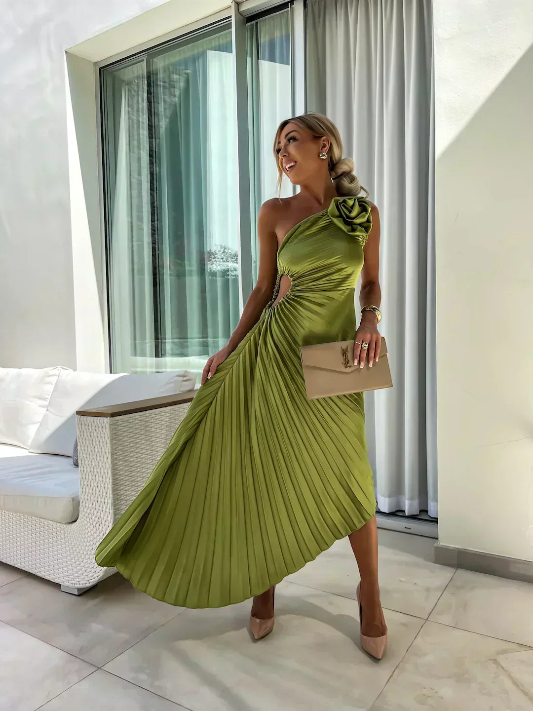 Rochie asimetrică damă cu volan și detaliu floral | M&R - 10 - Modariox